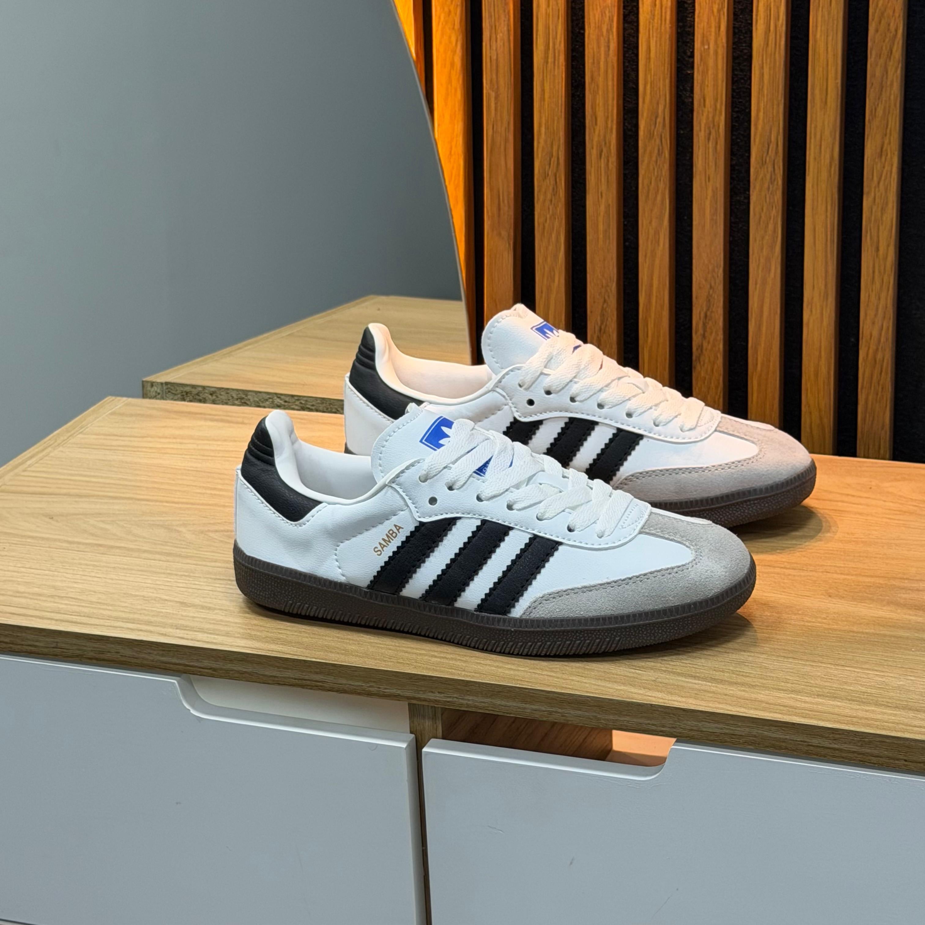Adidas Samba